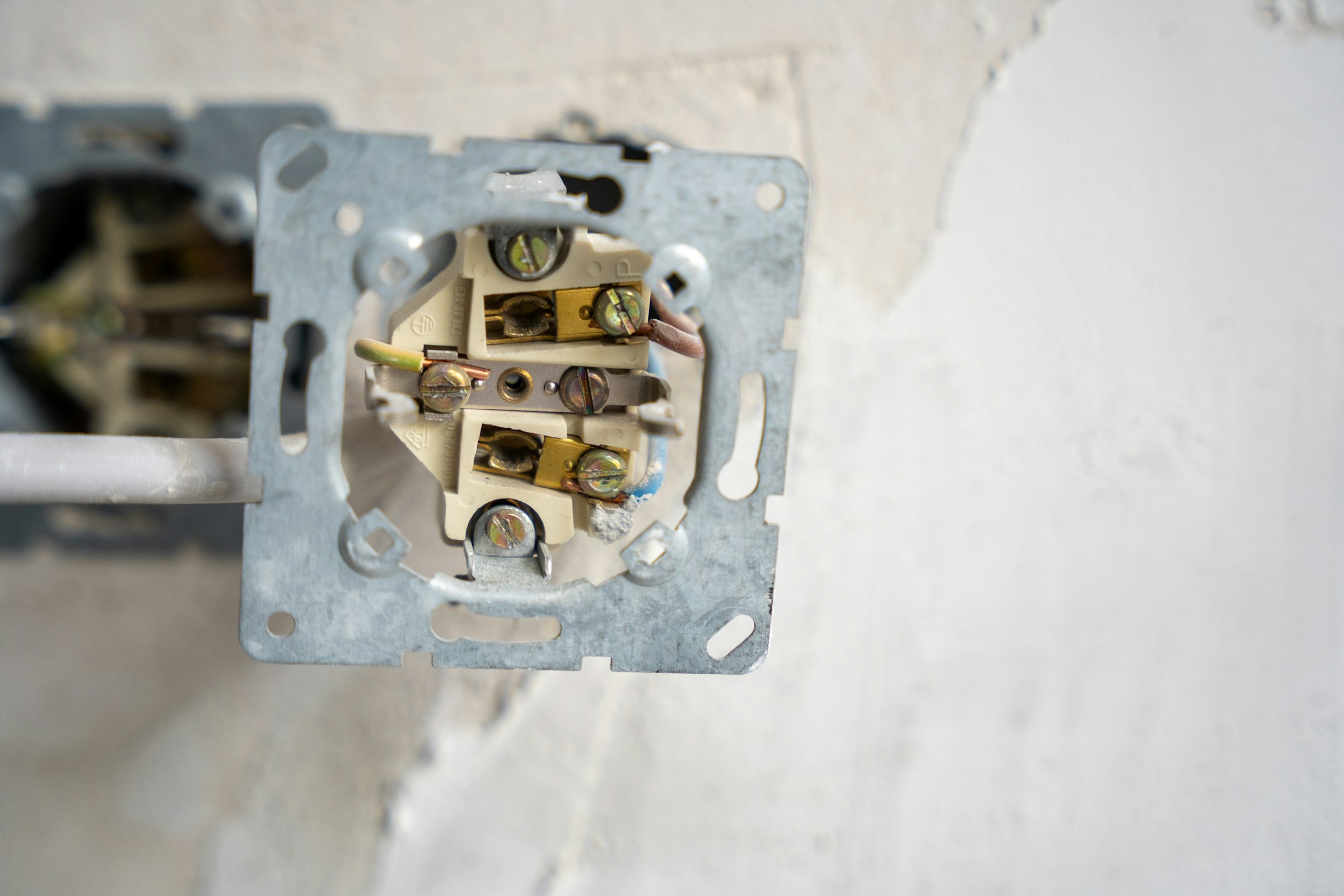 Elektroinstallation einer Steckdose
